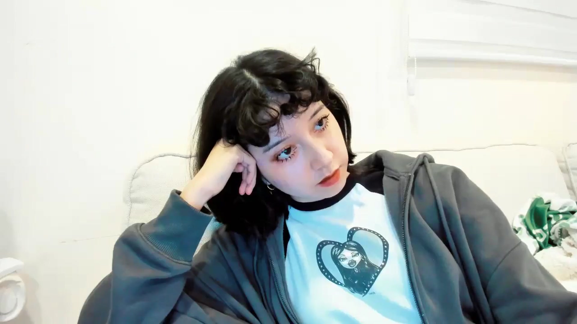 Gallery image thumbnail from Cherrycute666's myfreecams stream on, 12/20/2025, 02:42 image 3 of 20