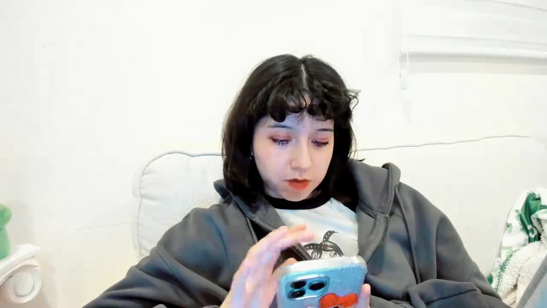Gallery image thumbnail from Cherrycute666's myfreecams stream on, 12/20/2025, 02:42 image 17 of 20