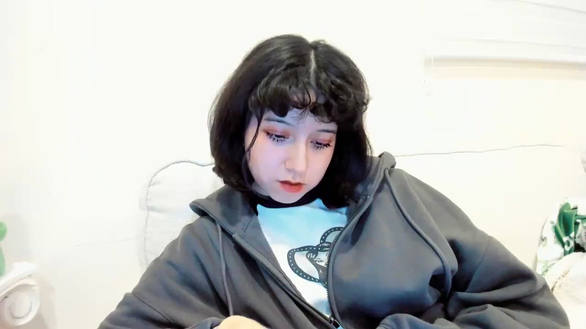 Gallery image thumbnail from Cherrycute666's myfreecams stream on, 12/20/2025, 02:42 image 6 of 20