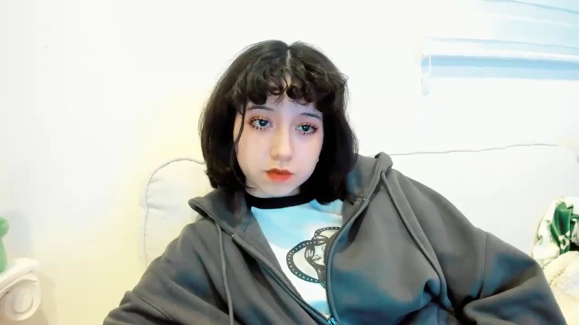 Gallery image thumbnail from Cherrycute666's myfreecams stream on, 12/20/2025, 02:42 image 10 of 20