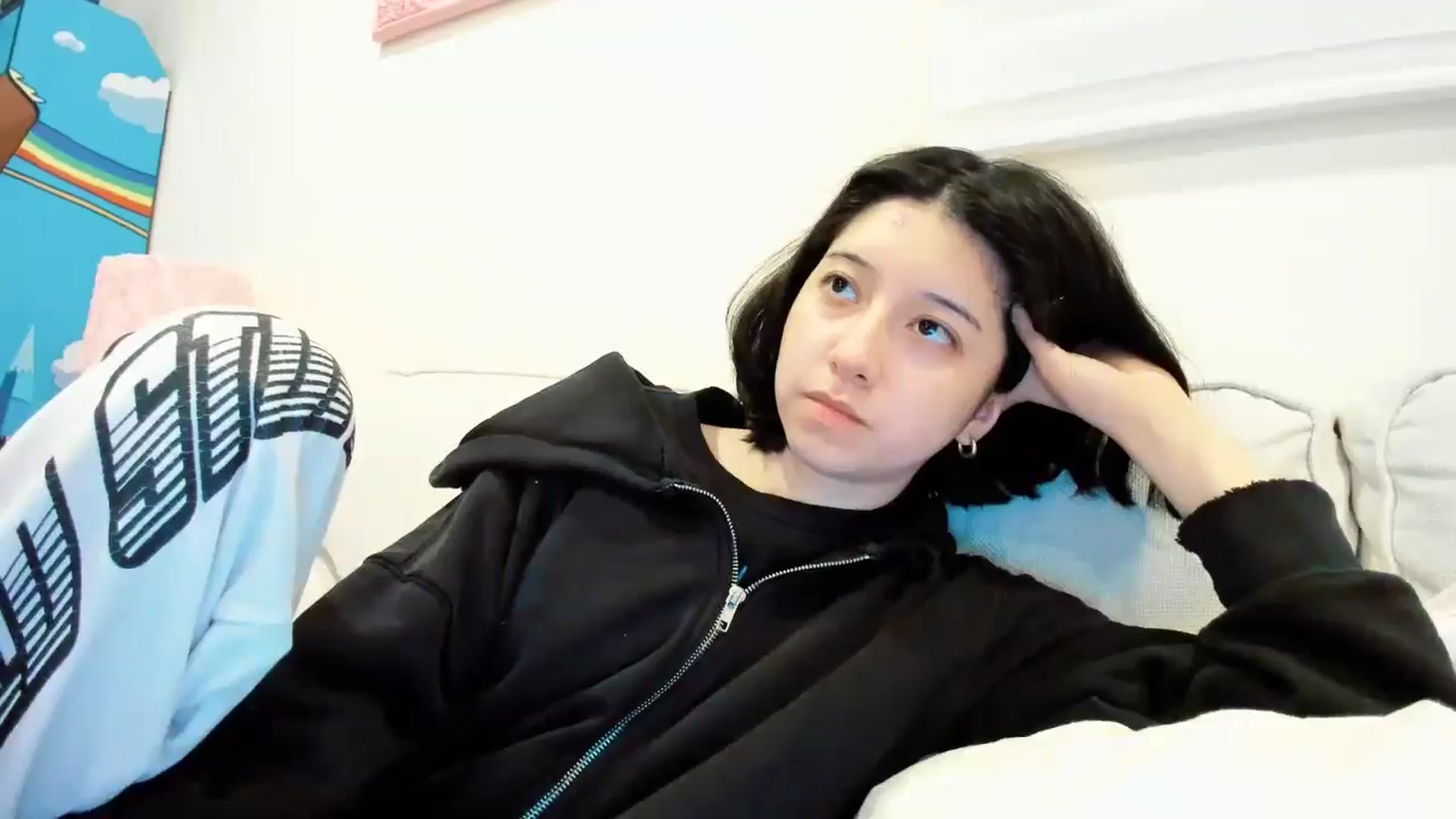 Gallery image thumbnail from Cherrycute666's myfreecams stream on, 12/21/2025, 01:57 image 18 of 20