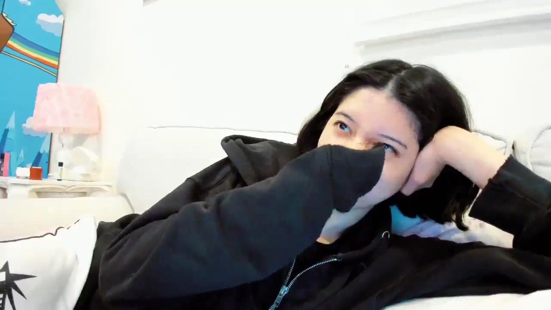 Gallery image thumbnail from Cherrycute666's myfreecams stream on, 12/21/2025, 01:57 image 12 of 20