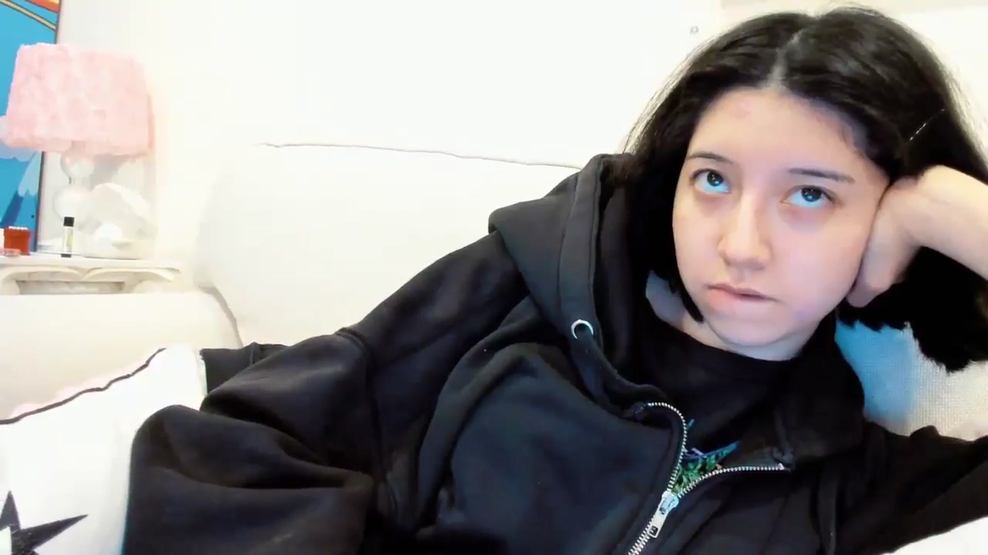 Gallery image thumbnail from Cherrycute666's myfreecams stream on, 12/21/2025, 03:46 image 6 of 20
