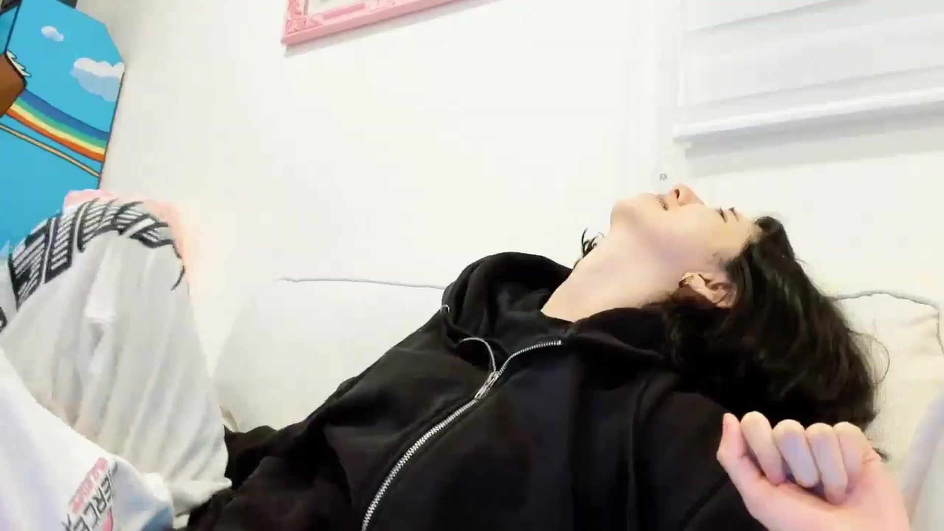 Gallery image thumbnail from Cherrycute666's myfreecams stream on, 12/21/2025, 03:46 image 18 of 20