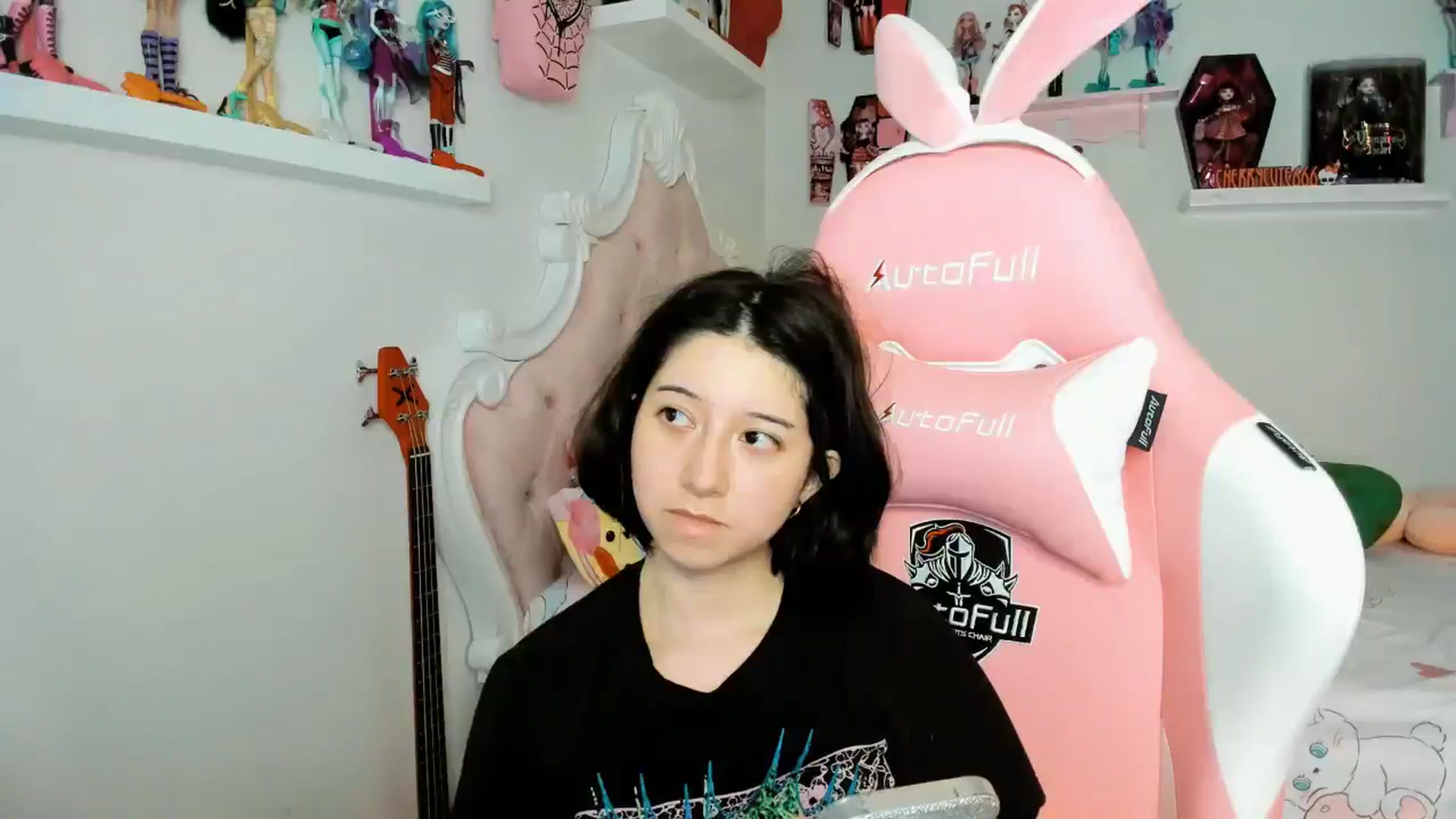 Gallery image thumbnail from Cherrycute666's myfreecams stream on, 12/21/2025, 05:27 image 16 of 20