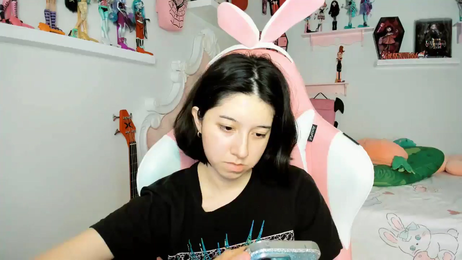 Gallery image thumbnail from Cherrycute666's myfreecams stream on, 12/21/2025, 05:27 image 20 of 20