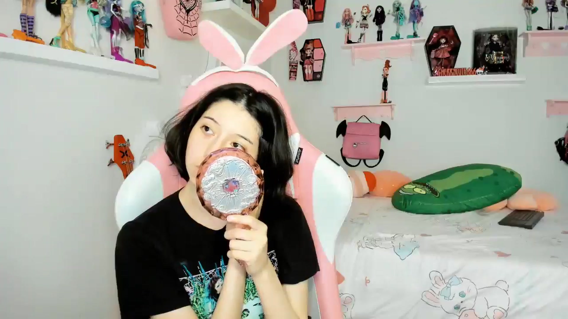 Gallery image thumbnail from Cherrycute666's myfreecams stream on, 12/21/2025, 07:59 image 5 of 20
