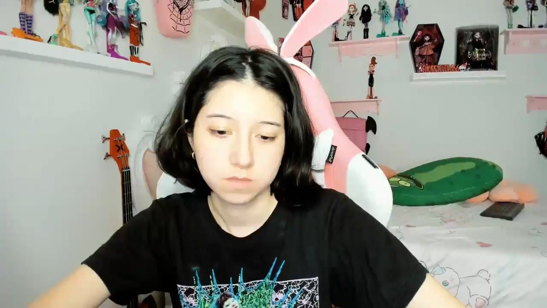 Gallery image thumbnail from Cherrycute666's myfreecams stream on, 12/21/2025, 07:59 image 18 of 20