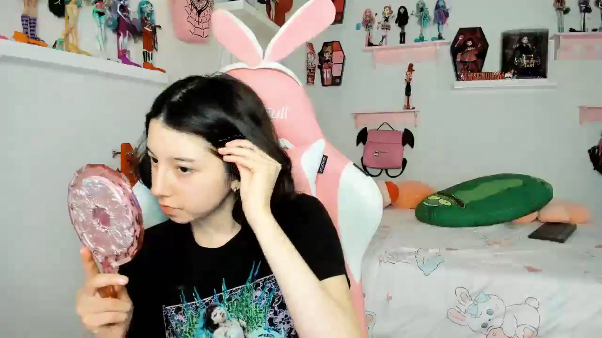 Gallery image thumbnail from Cherrycute666's myfreecams stream on, 12/21/2025, 07:59 image 11 of 20