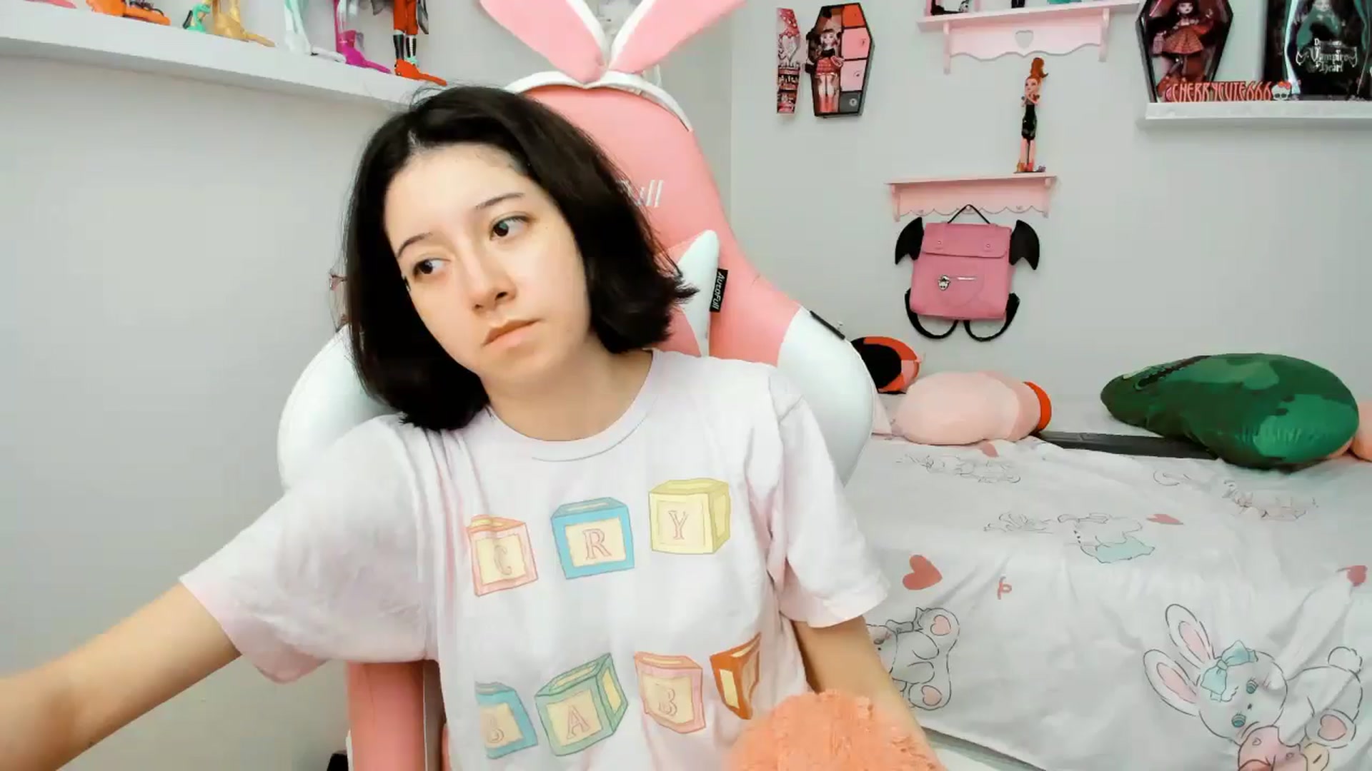 Gallery image thumbnail from Cherrycute666's myfreecams stream on, 12/21/2025, 22:40 image 7 of 20