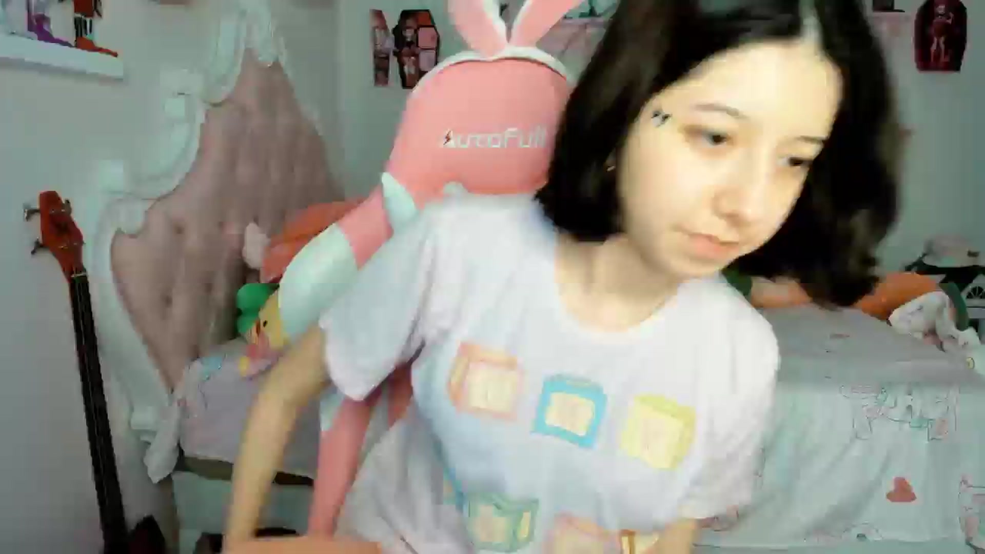 Gallery image thumbnail from Cherrycute666's myfreecams stream on, 12/22/2025, 24:01 image 3 of 20
