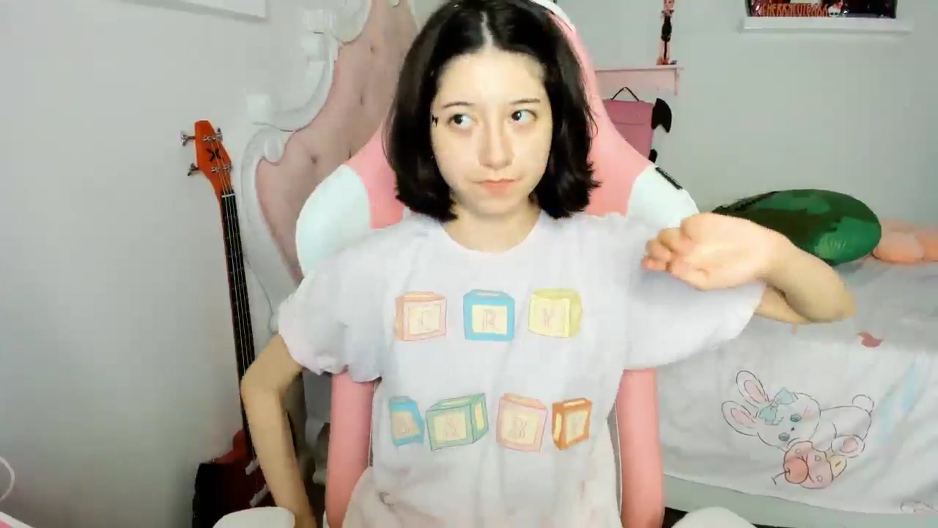 Gallery image thumbnail from Cherrycute666's myfreecams stream on, 12/22/2025, 01:45 image 7 of 20