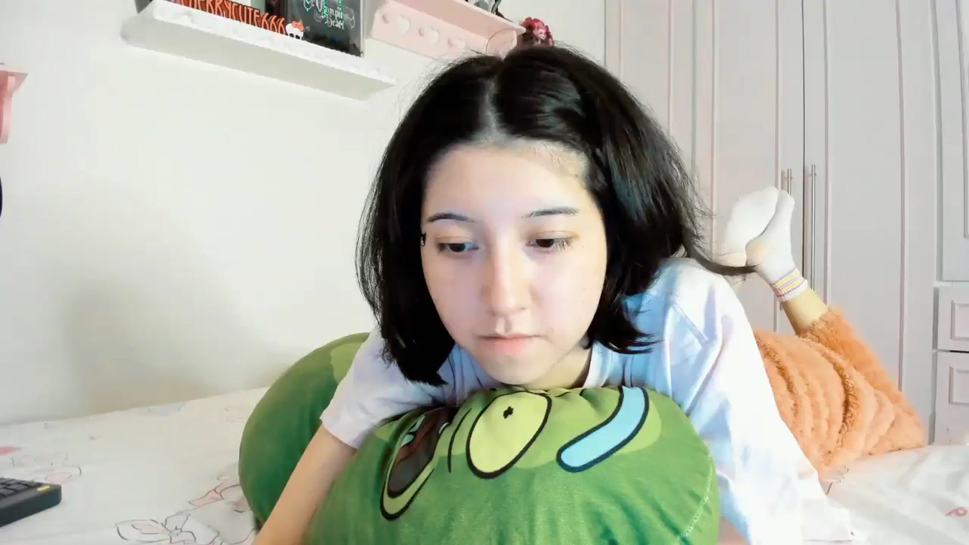Gallery image thumbnail from Cherrycute666's myfreecams stream on, 12/22/2025, 02:35 image 3 of 20