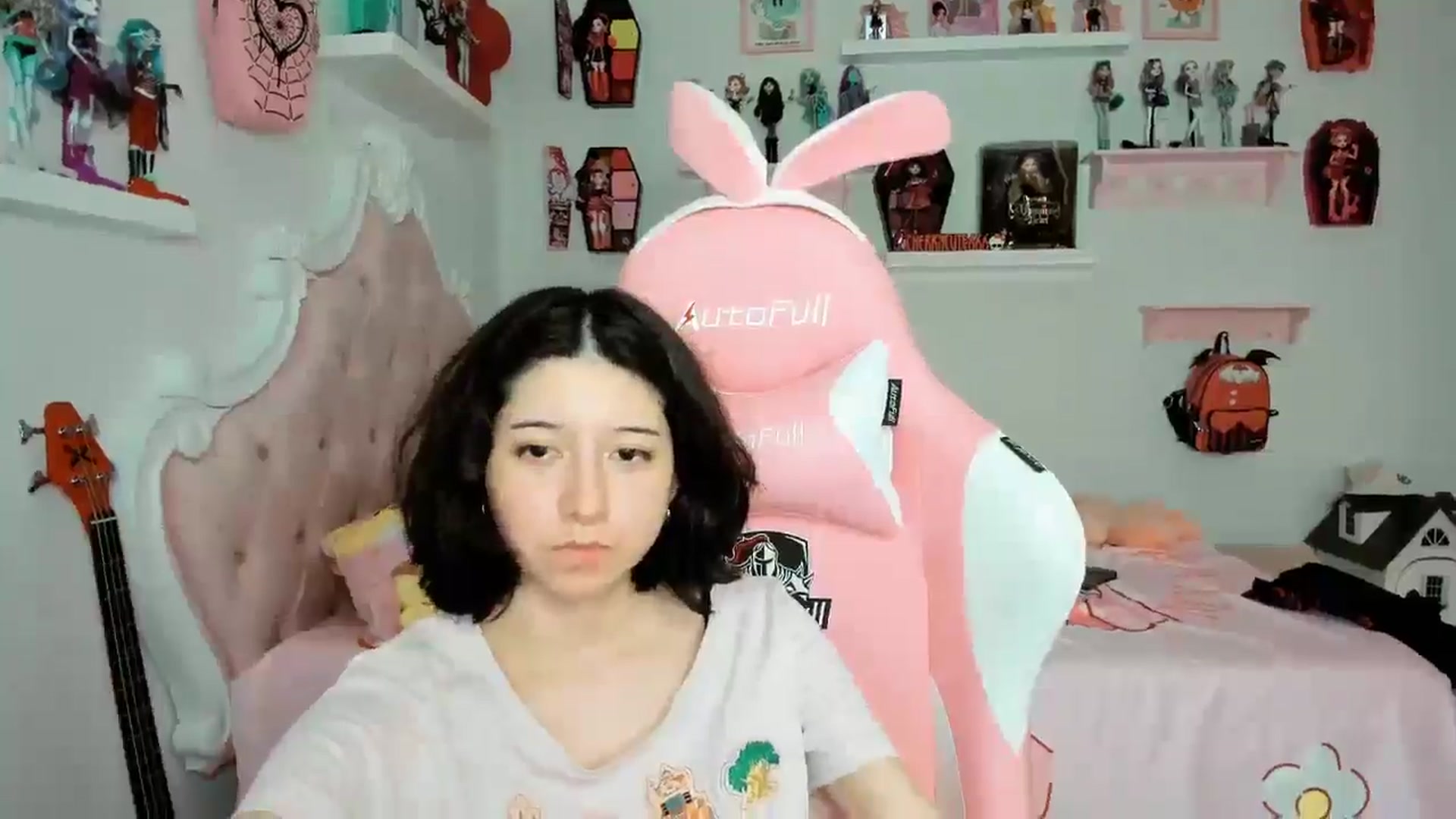Gallery image thumbnail from Cherrycute666's myfreecams stream on, 12/24/2025, 06:46 image 8 of 20