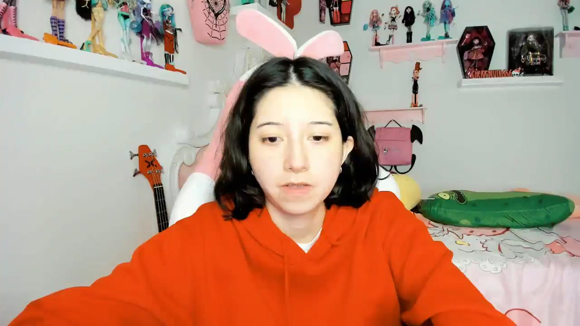 Gallery image thumbnail from Cherrycute666's myfreecams stream on, 12/26/2025, 08:19 image 5 of 20