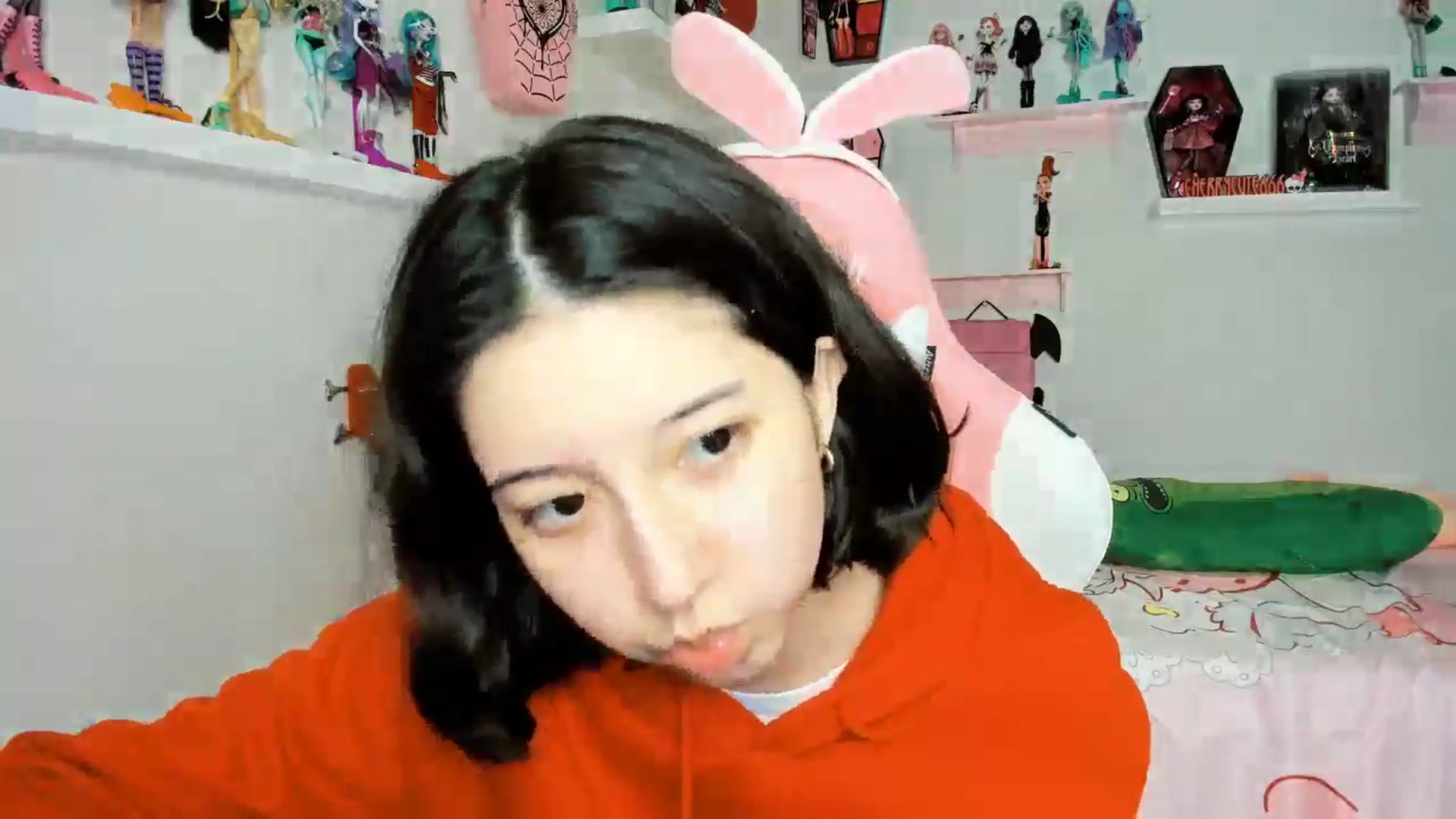 Gallery image thumbnail from Cherrycute666's myfreecams stream on, 12/26/2025, 08:19 image 4 of 20