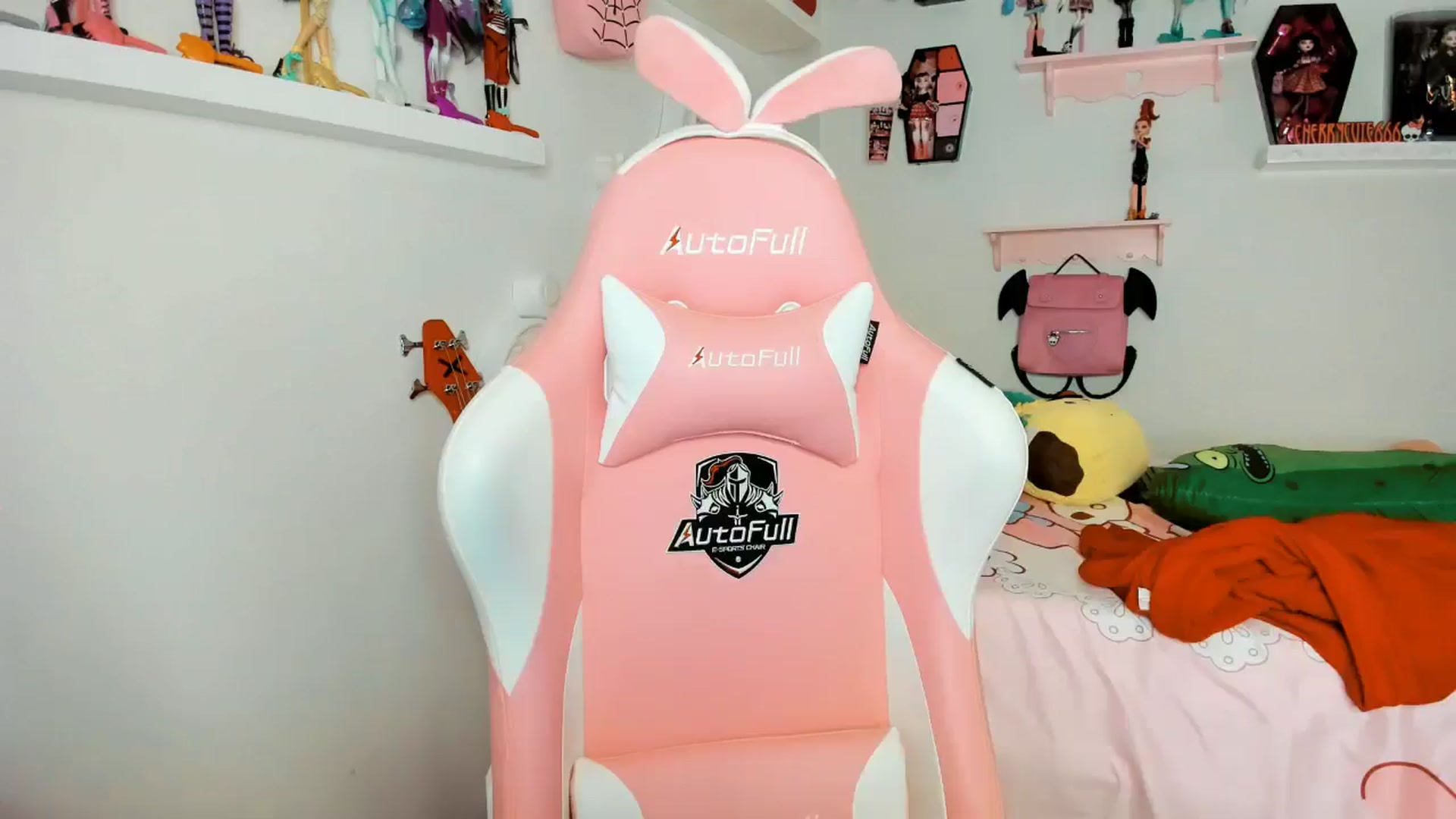Gallery image thumbnail from Cherrycute666's myfreecams stream on, 12/26/2025, 08:19 image 20 of 20