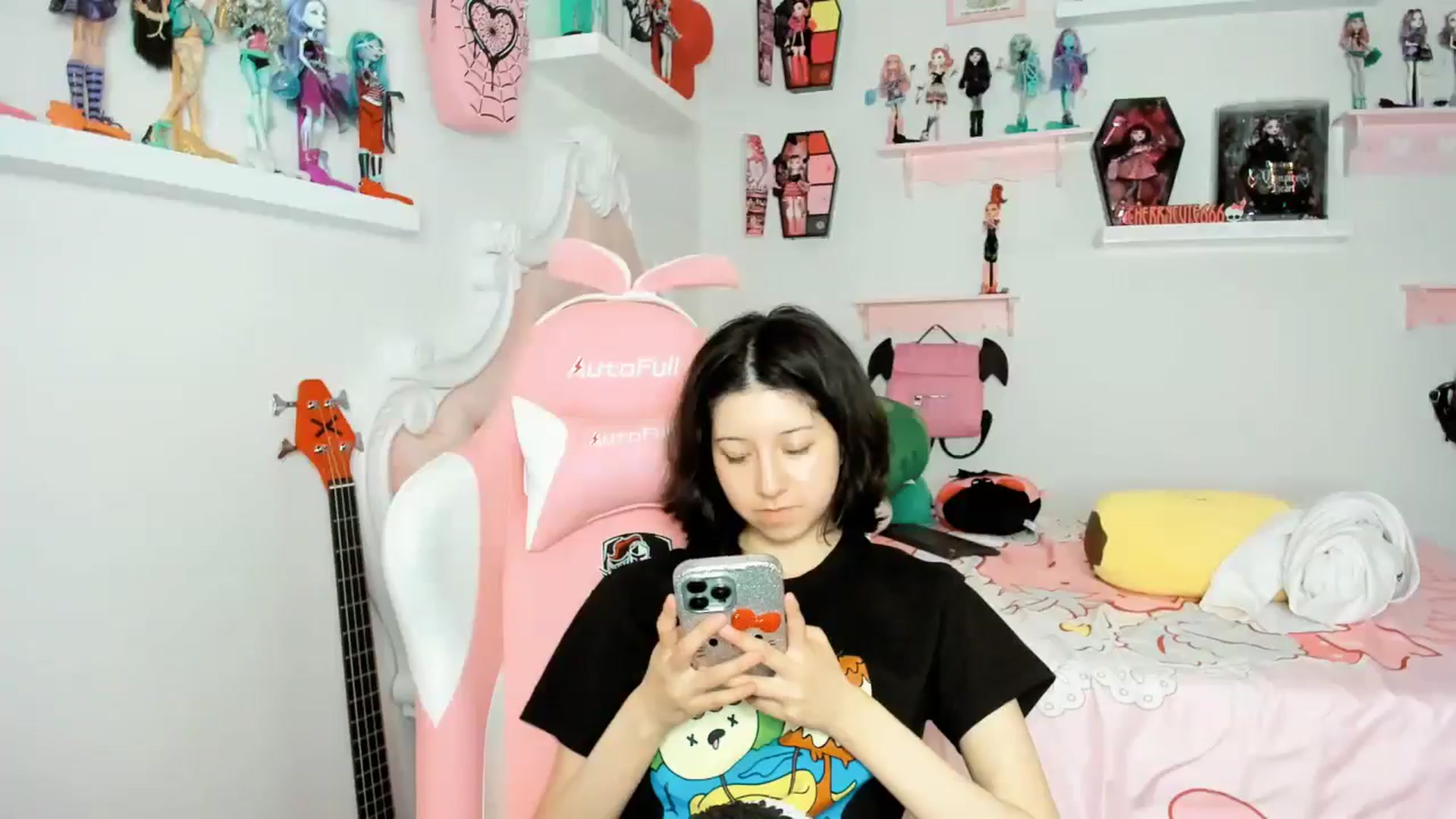 Gallery image thumbnail from Cherrycute666's myfreecams stream on, 12/28/2025, 03:07 image 20 of 20