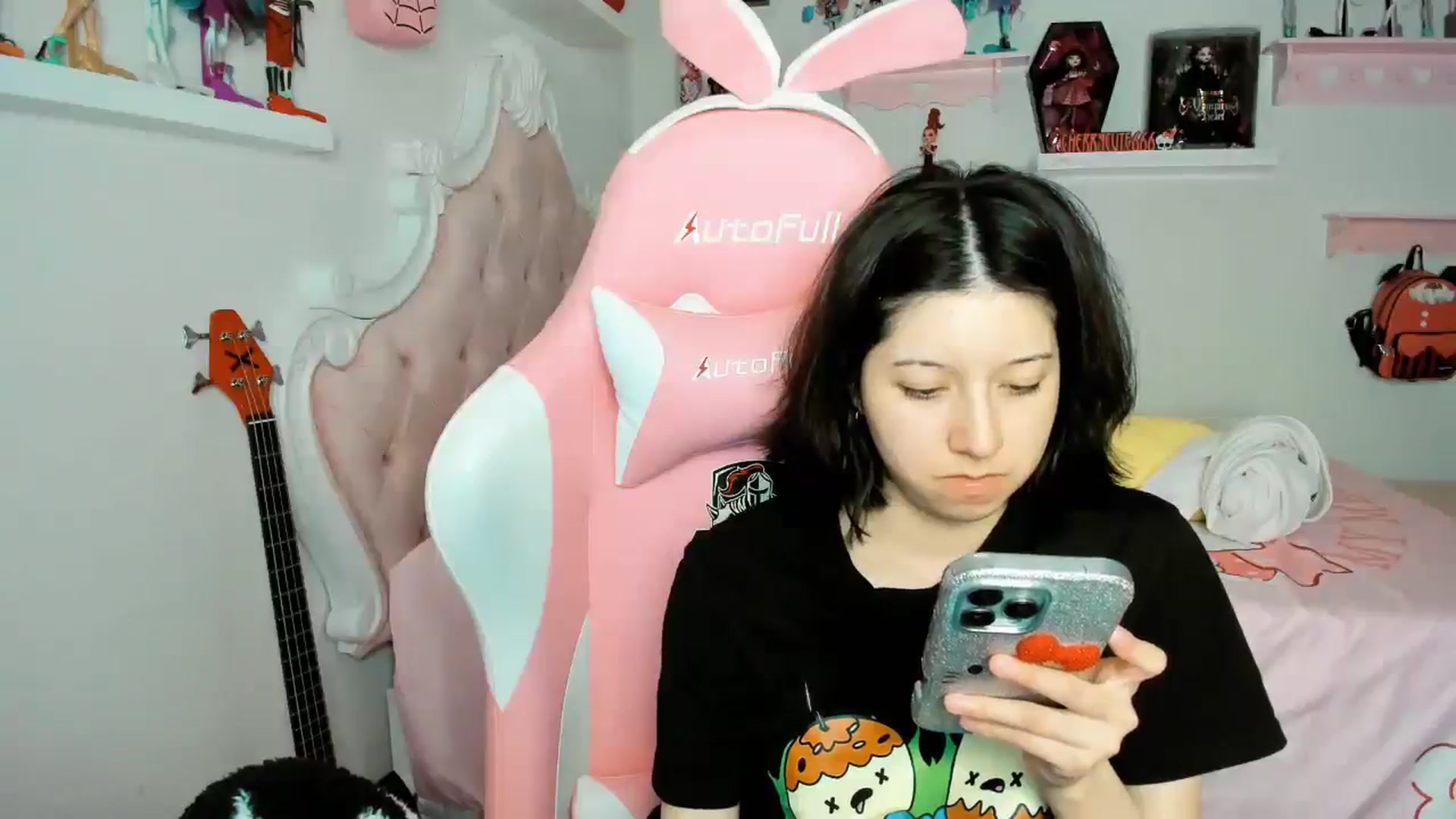 Gallery image thumbnail from Cherrycute666's myfreecams stream on, 12/28/2025, 03:07 image 14 of 20