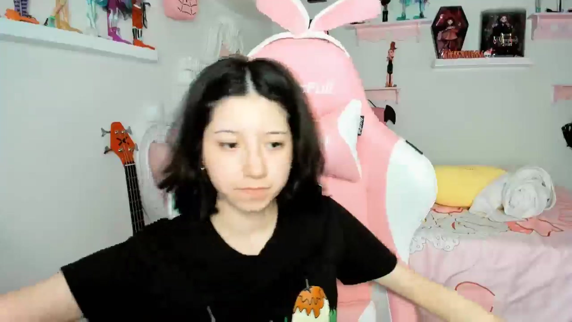 Gallery image thumbnail from Cherrycute666's myfreecams stream on, 12/28/2025, 03:45 image 8 of 20