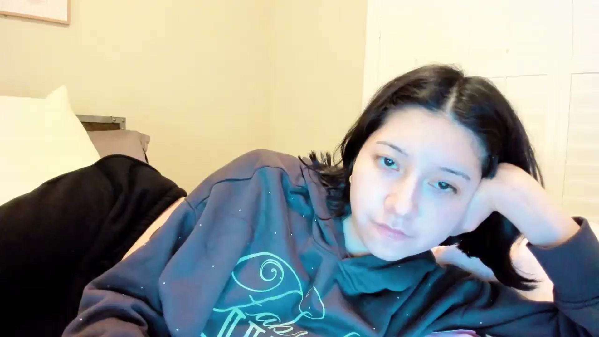 Gallery image thumbnail from Cherrycute666's myfreecams stream on, 12/30/2025, 04:44 image 7 of 20