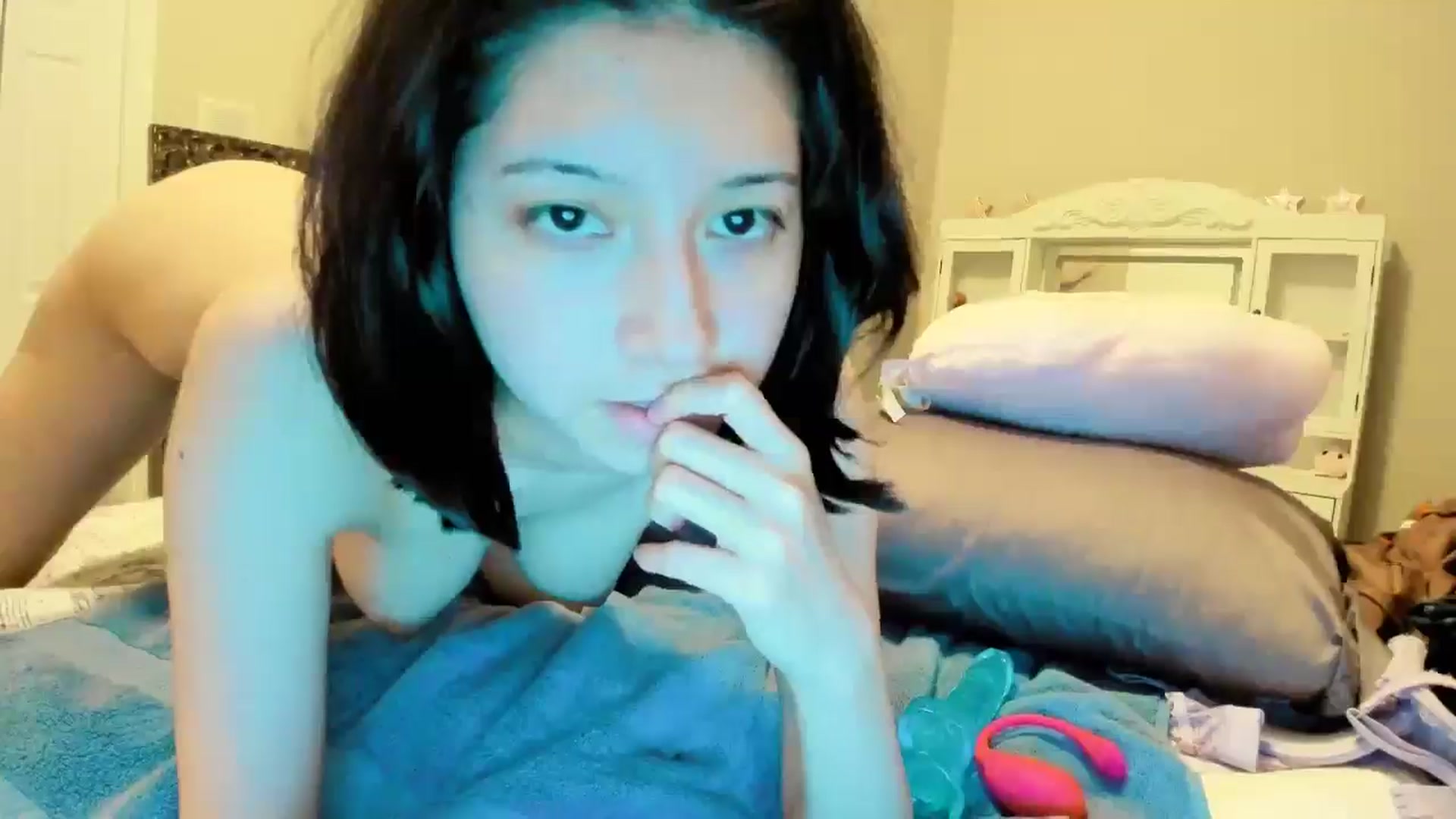 Gallery image thumbnail from Cherrycute666's myfreecams stream on, 12/30/2025, 06:26 image 8 of 20