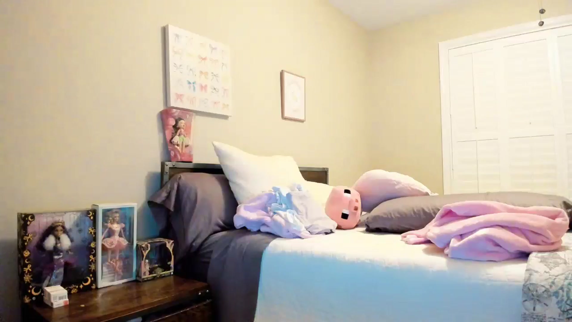 Gallery image thumbnail from Cherrycute666's myfreecams stream on, 12/30/2025, 06:26 image 15 of 20
