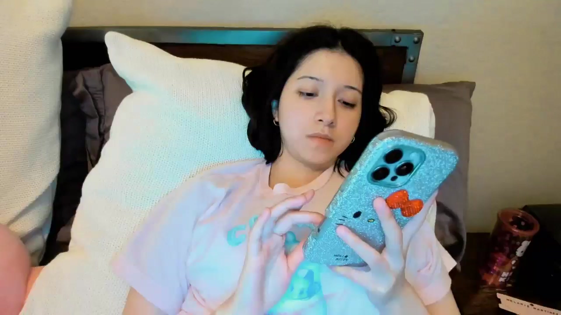 Gallery image thumbnail from Cherrycute666's myfreecams stream on, 01/02/2026, 05:56 image 6 of 20