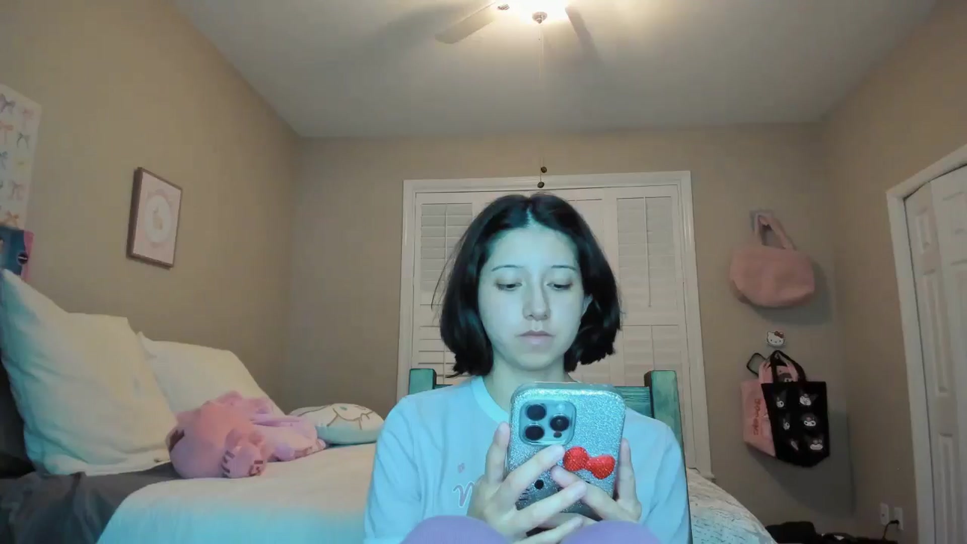 Gallery image thumbnail from Cherrycute666's myfreecams stream on, 01/06/2026, 06:00 image 11 of 20