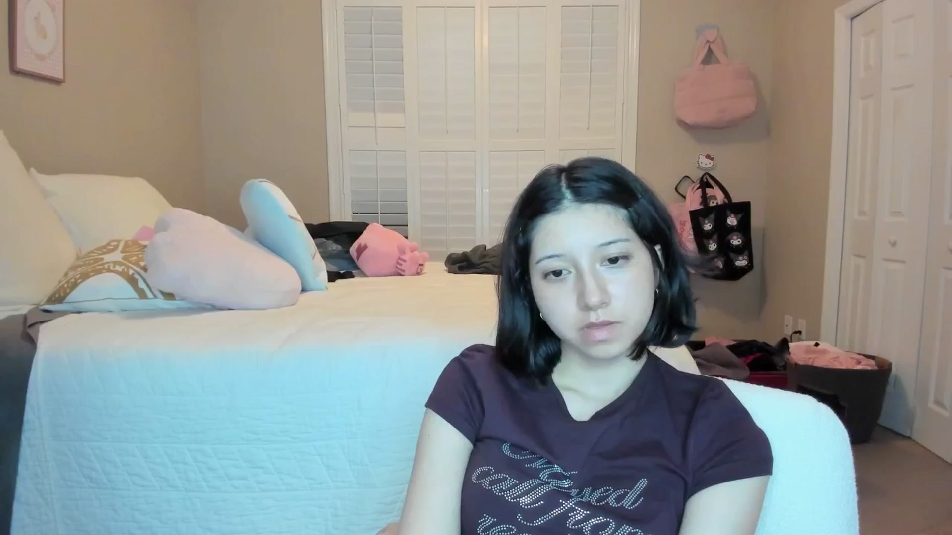 Gallery image thumbnail from Cherrycute666's myfreecams stream on, 01/10/2026, 07:57 image 7 of 20