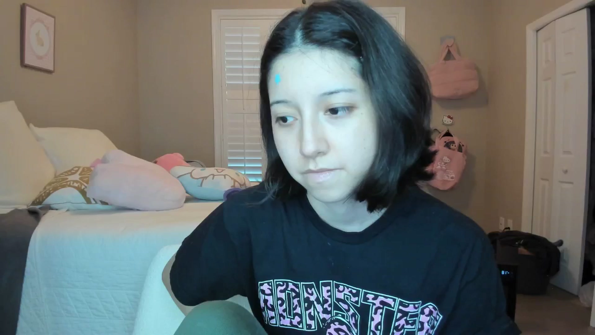 Gallery image thumbnail from Cherrycute666's myfreecams stream on, 01/10/2026, 22:50 image 7 of 20