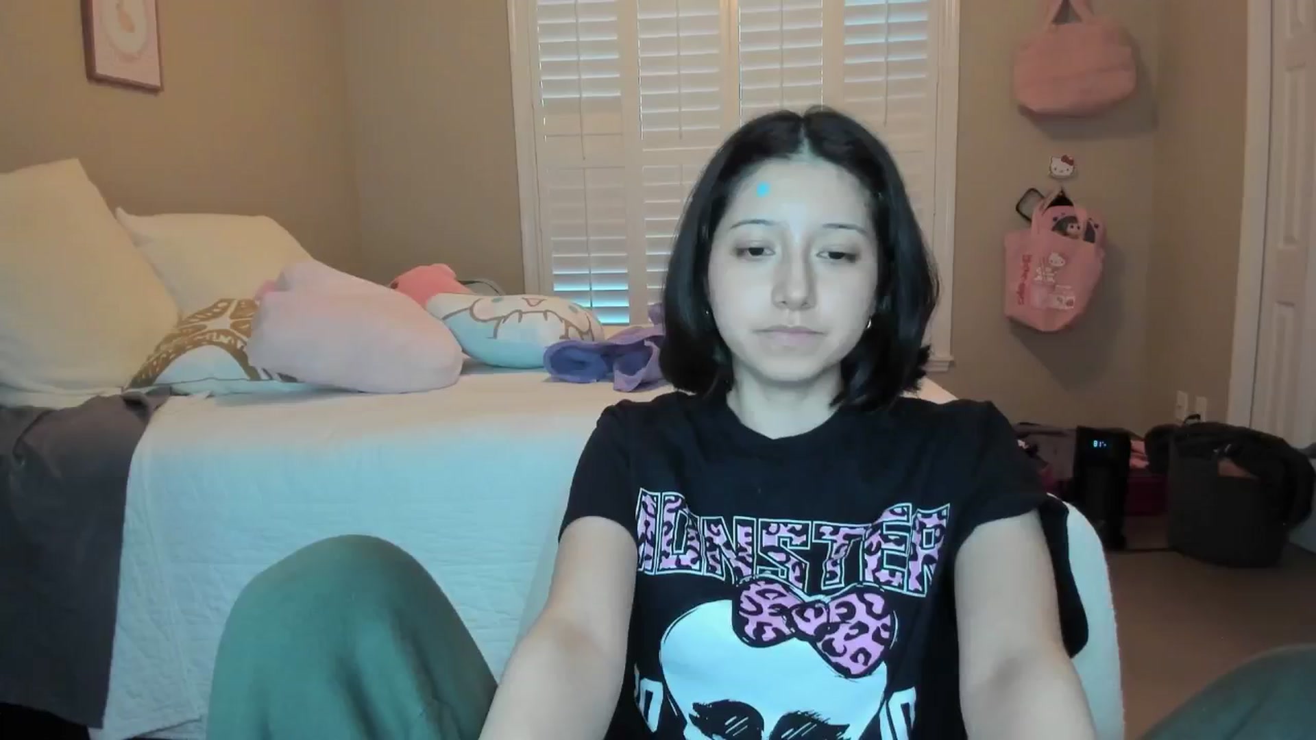 Gallery image thumbnail from Cherrycute666's myfreecams stream on, 01/10/2026, 22:50 image 1 of 20