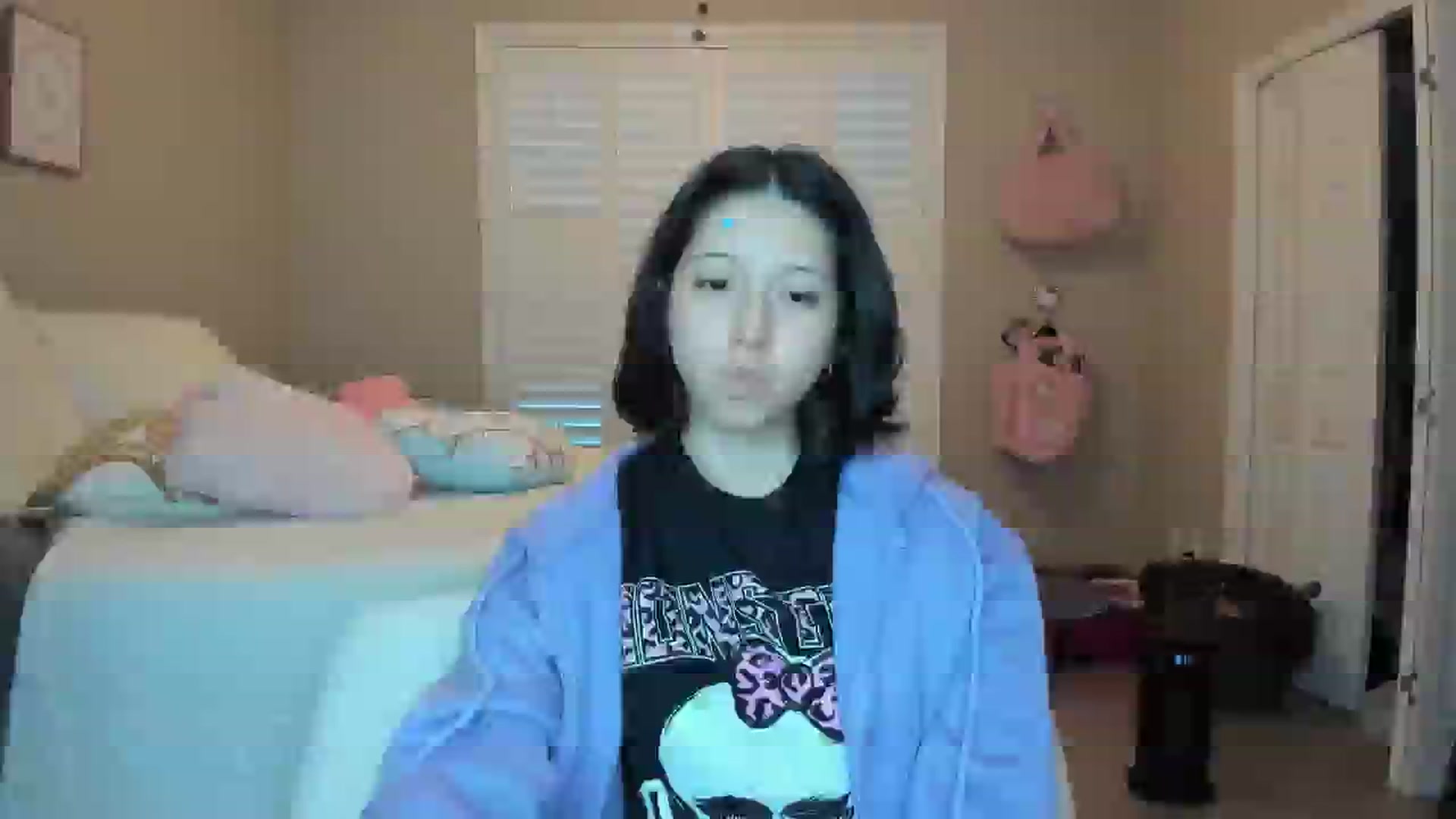 Gallery image thumbnail from Cherrycute666's myfreecams stream on, 01/10/2026, 22:50 image 16 of 20