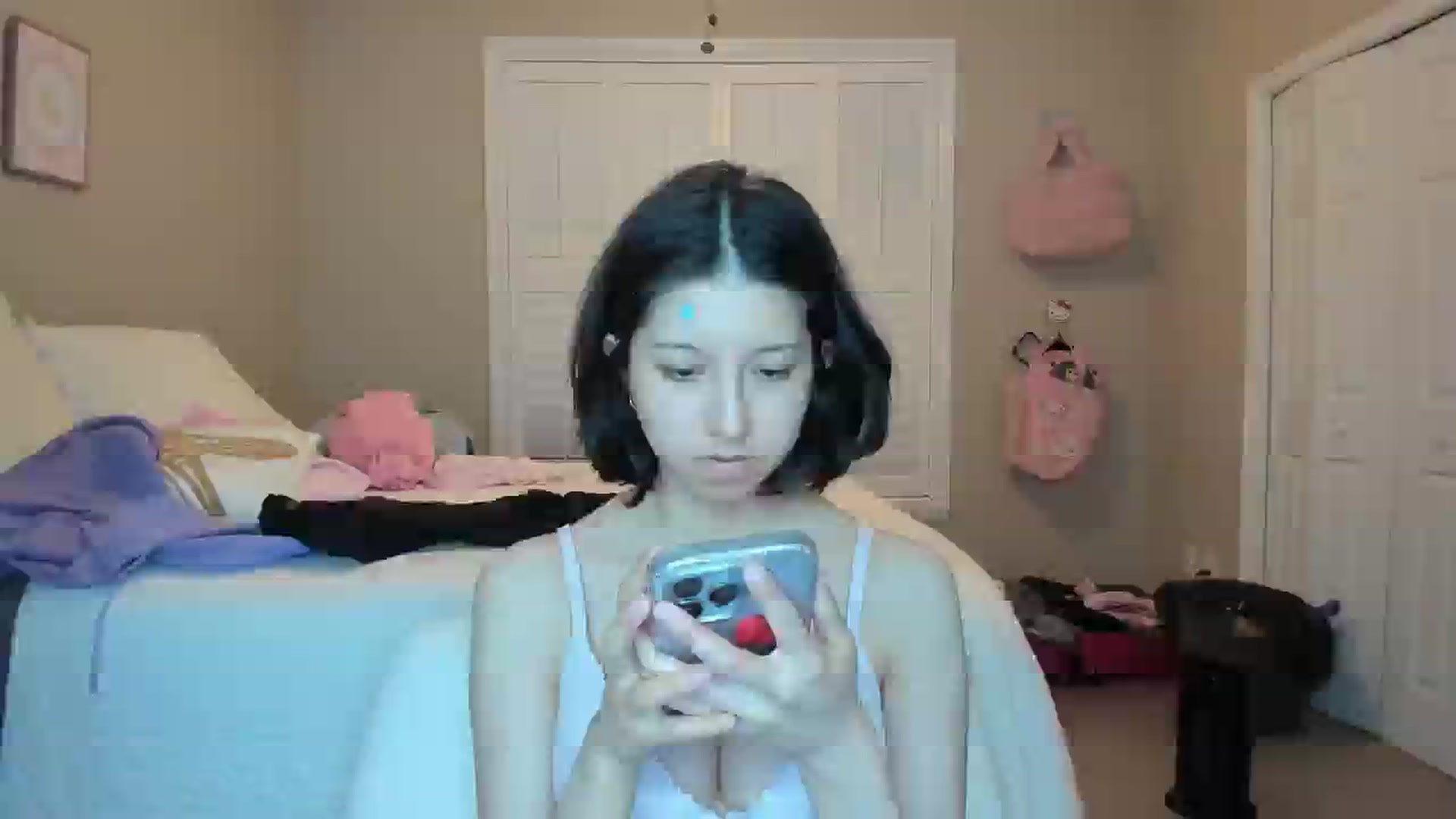 Gallery image thumbnail from Cherrycute666's myfreecams stream on, 01/11/2026, 02:28 image 18 of 20