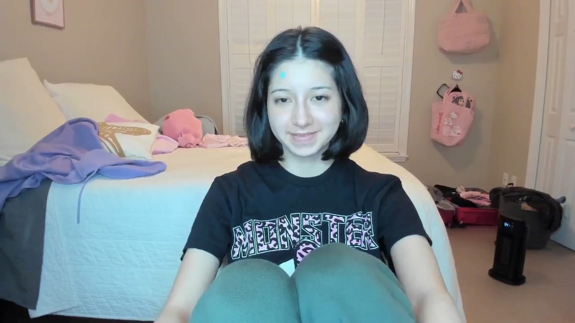 Gallery image thumbnail from Cherrycute666's myfreecams stream on, 01/11/2026, 02:28 image 5 of 20