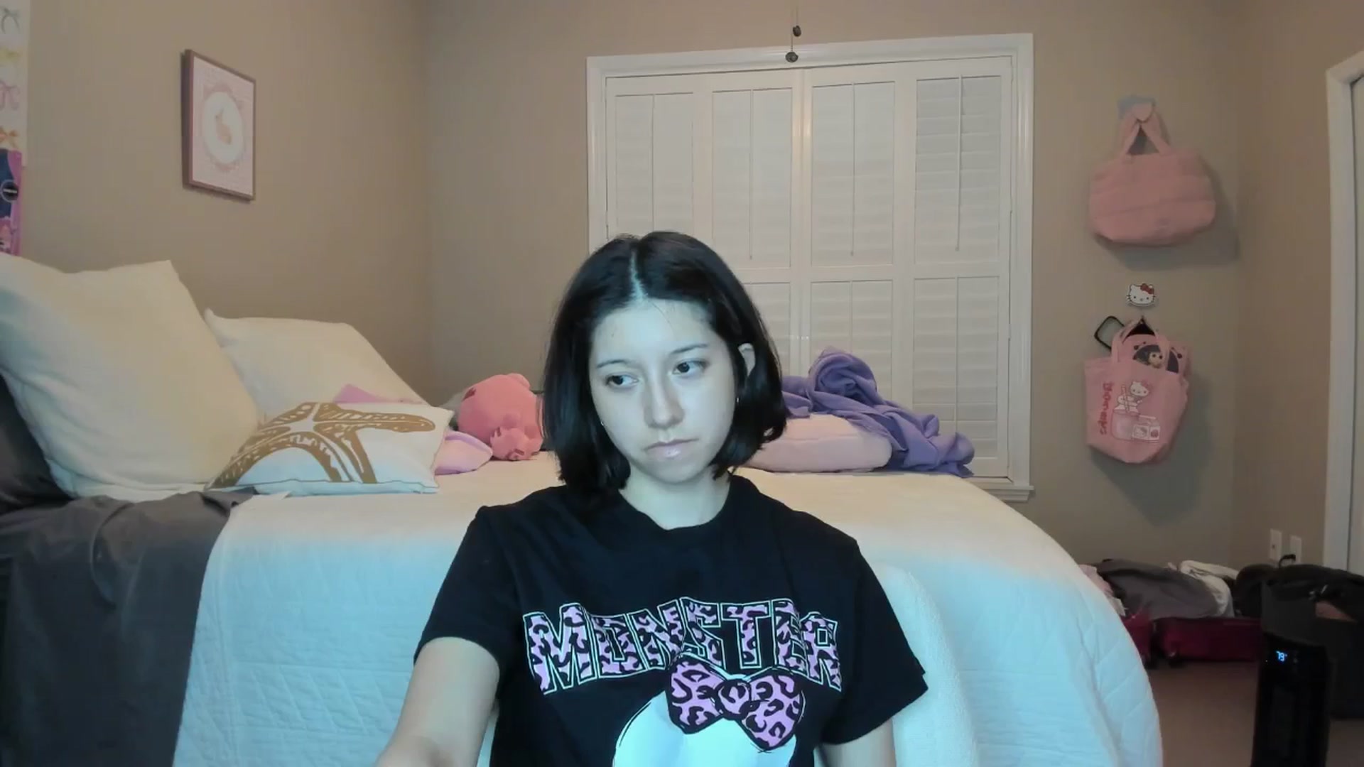 Gallery image thumbnail from Cherrycute666's myfreecams stream on, 01/11/2026, 05:46 image 10 of 20