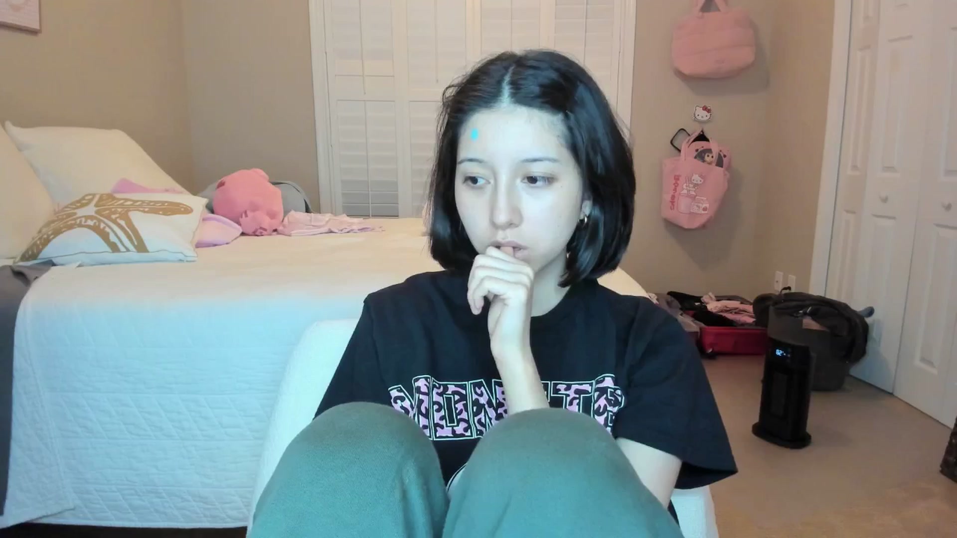 Gallery image thumbnail from Cherrycute666's myfreecams stream on, 01/11/2026, 05:46 image 1 of 20