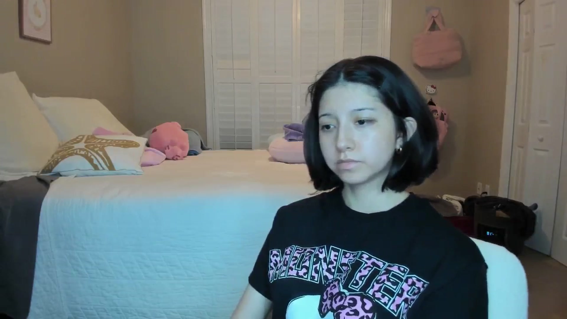 Gallery image thumbnail from Cherrycute666's myfreecams stream on, 01/11/2026, 06:55 image 2 of 20