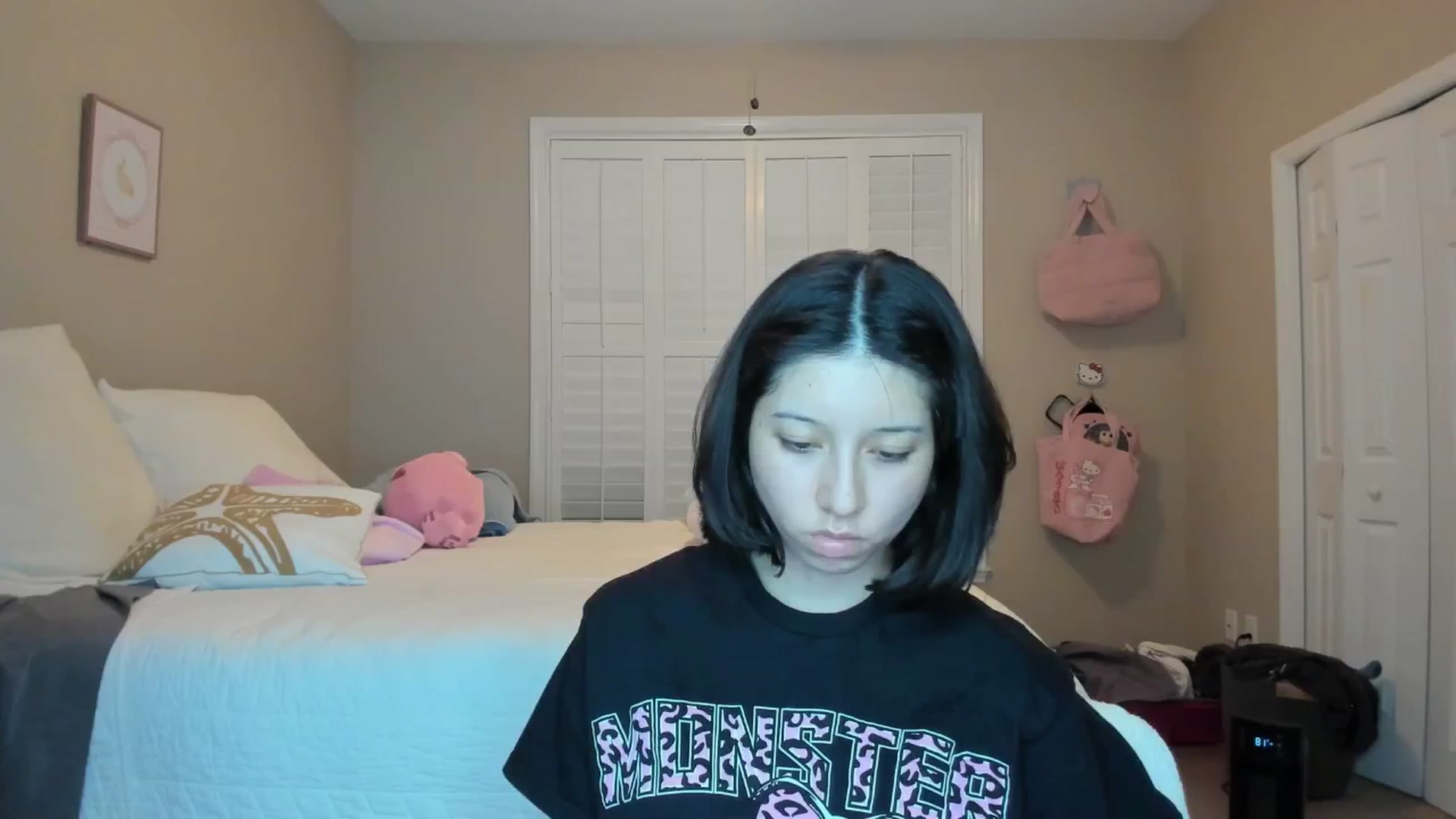 Gallery image thumbnail from Cherrycute666's myfreecams stream on, 01/11/2026, 06:55 image 8 of 20