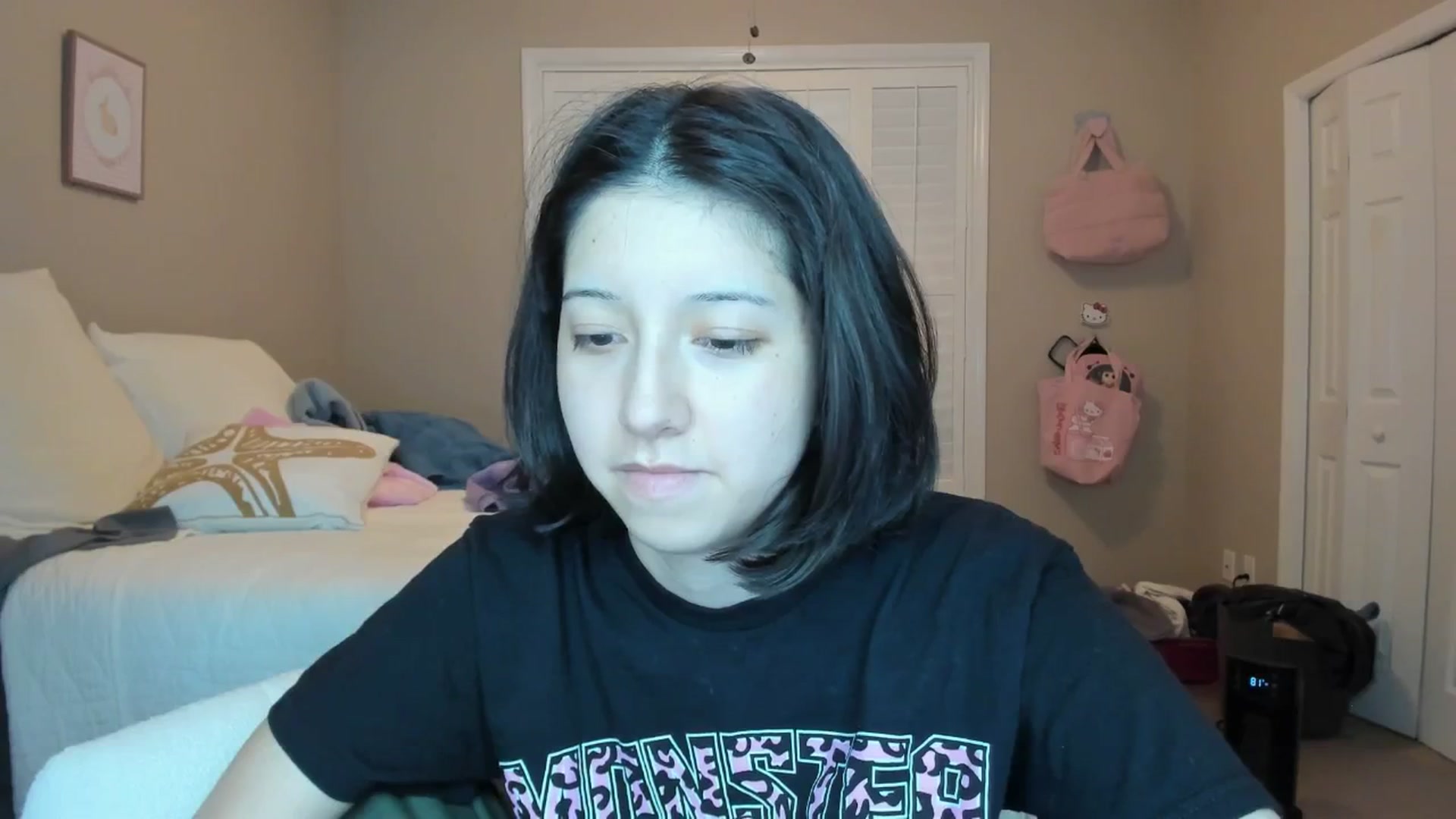 Gallery image thumbnail from Cherrycute666's myfreecams stream on, 01/11/2026, 08:28 image 6 of 20