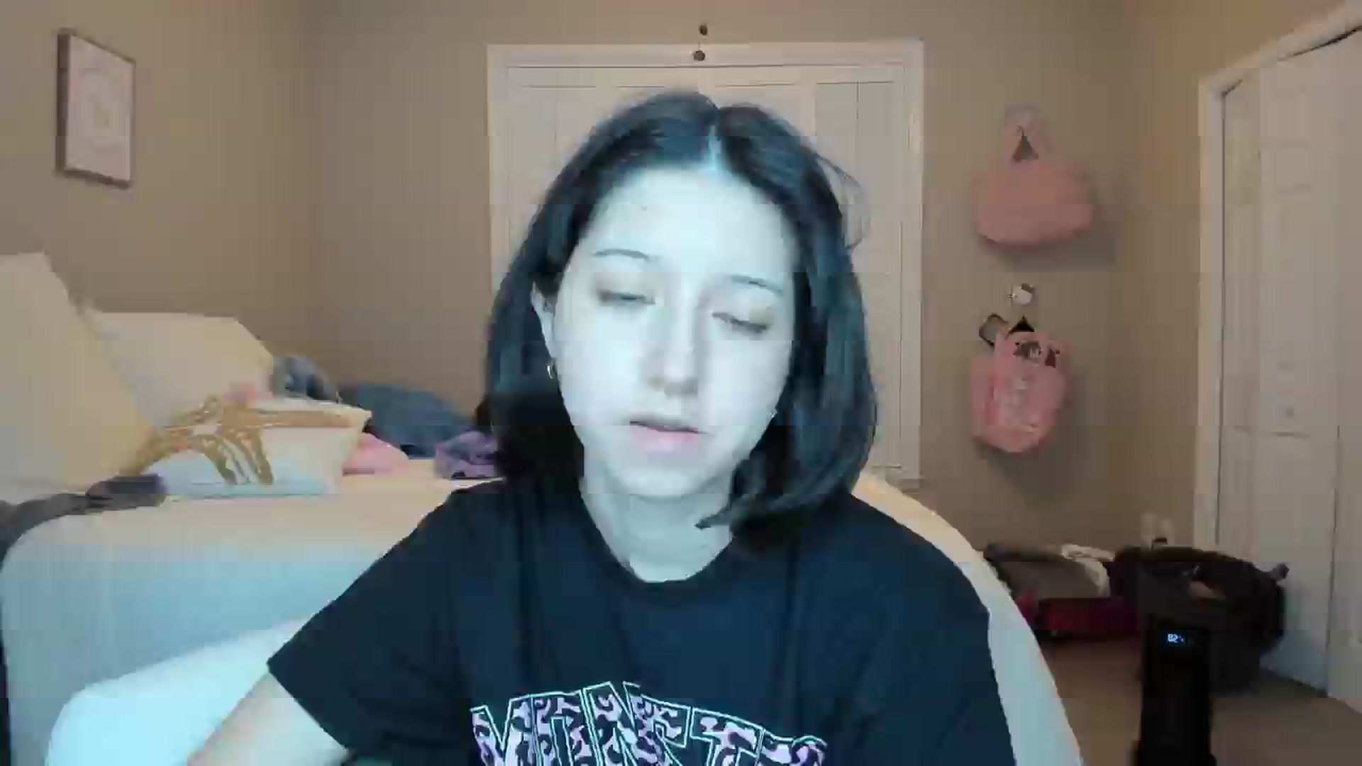 Gallery image thumbnail from Cherrycute666's myfreecams stream on, 01/11/2026, 08:28 image 8 of 20