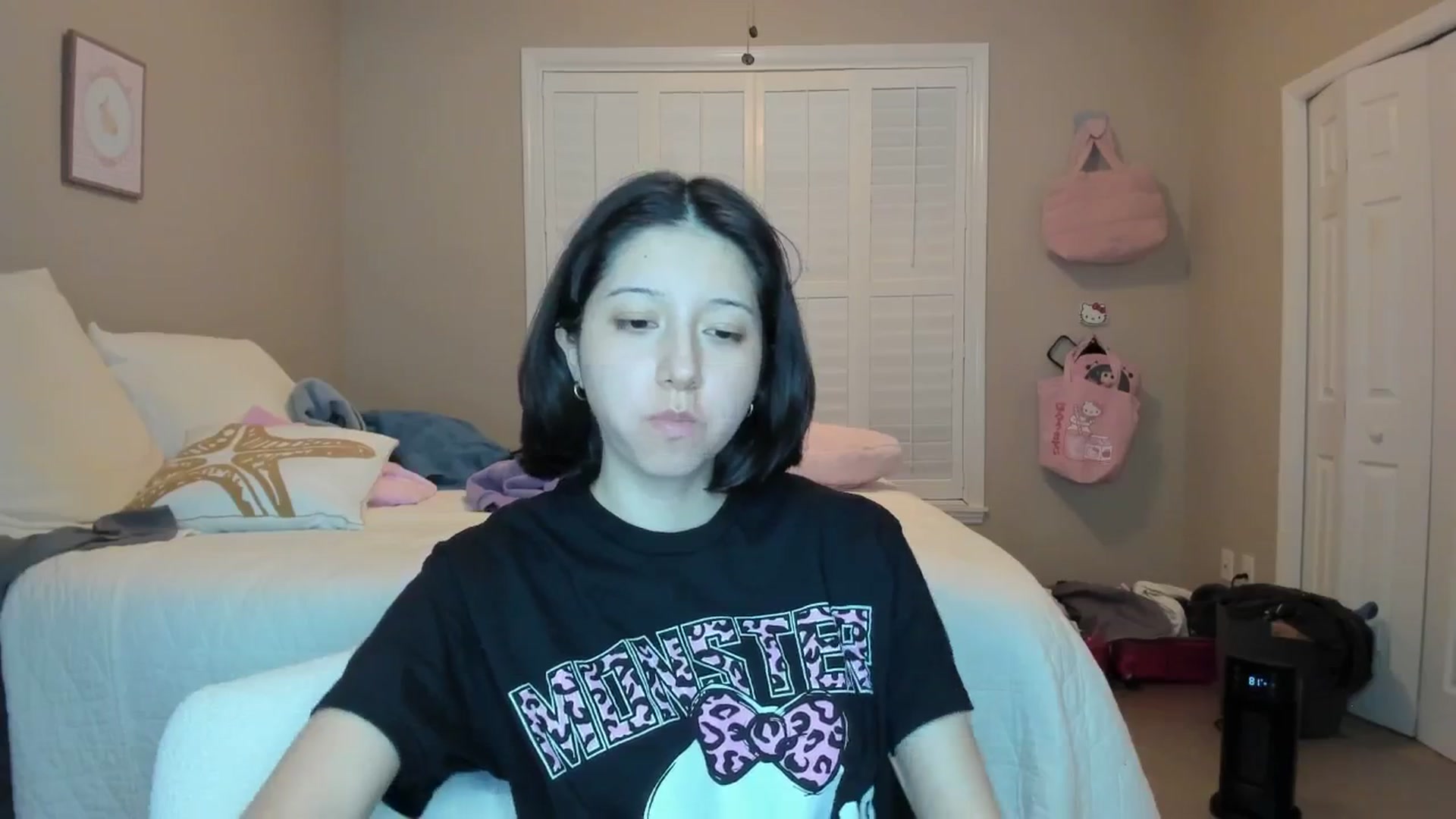 Gallery image thumbnail from Cherrycute666's myfreecams stream on, 01/11/2026, 08:28 image 10 of 20