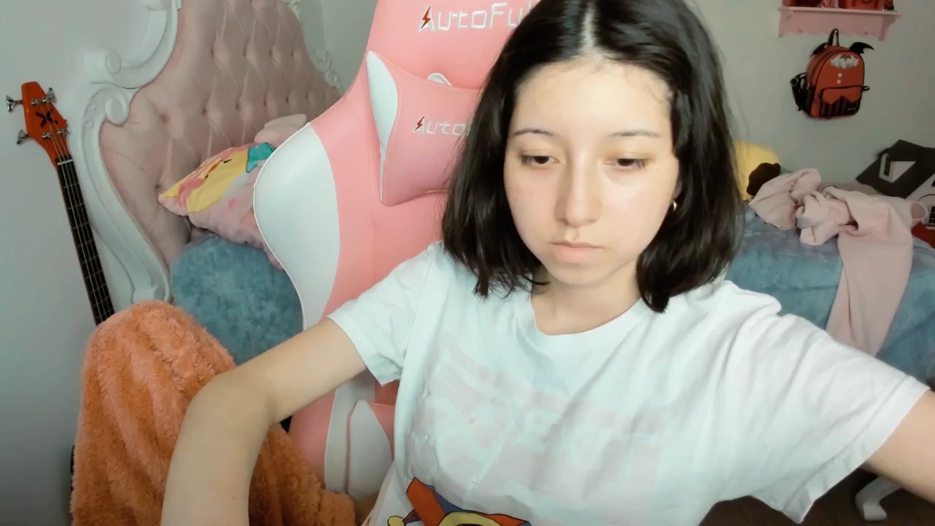Gallery image thumbnail from Cherrycute666's myfreecams stream on, 01/21/2026, 05:41 image 8 of 20