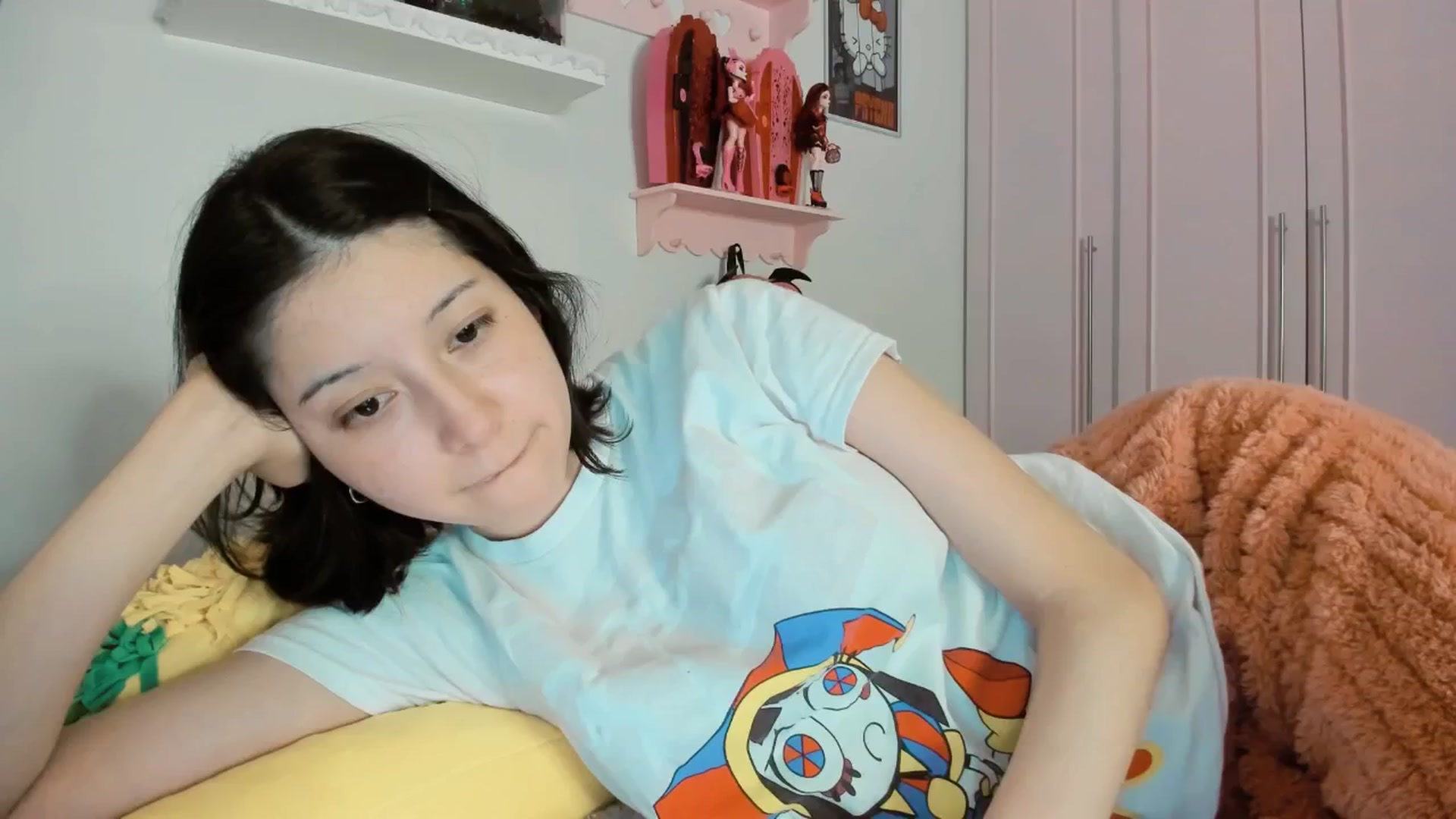 Gallery image thumbnail from Cherrycute666's myfreecams stream on, 01/21/2026, 05:41 image 18 of 20