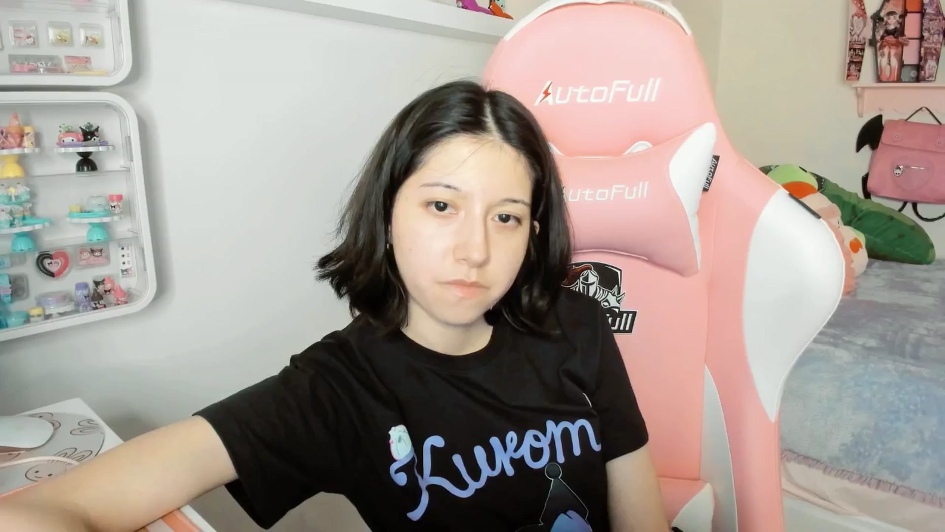 Gallery image thumbnail from Cherrycute666's myfreecams stream on, 01/22/2026, 05:06 image 13 of 20