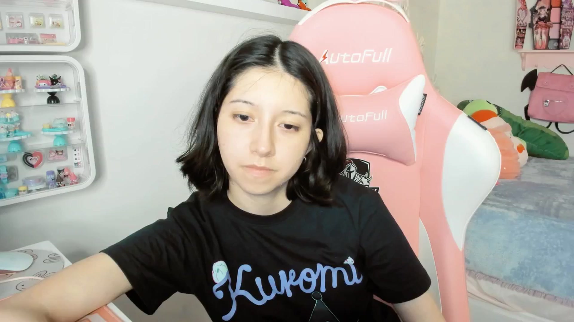 Gallery image thumbnail from Cherrycute666's myfreecams stream on, 01/22/2026, 05:06 image 10 of 20