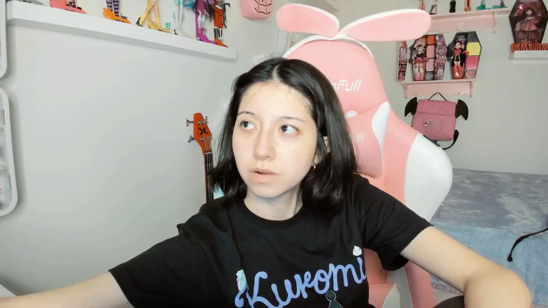 Gallery image thumbnail from Cherrycute666's myfreecams stream on, 01/22/2026, 05:06 image 4 of 20