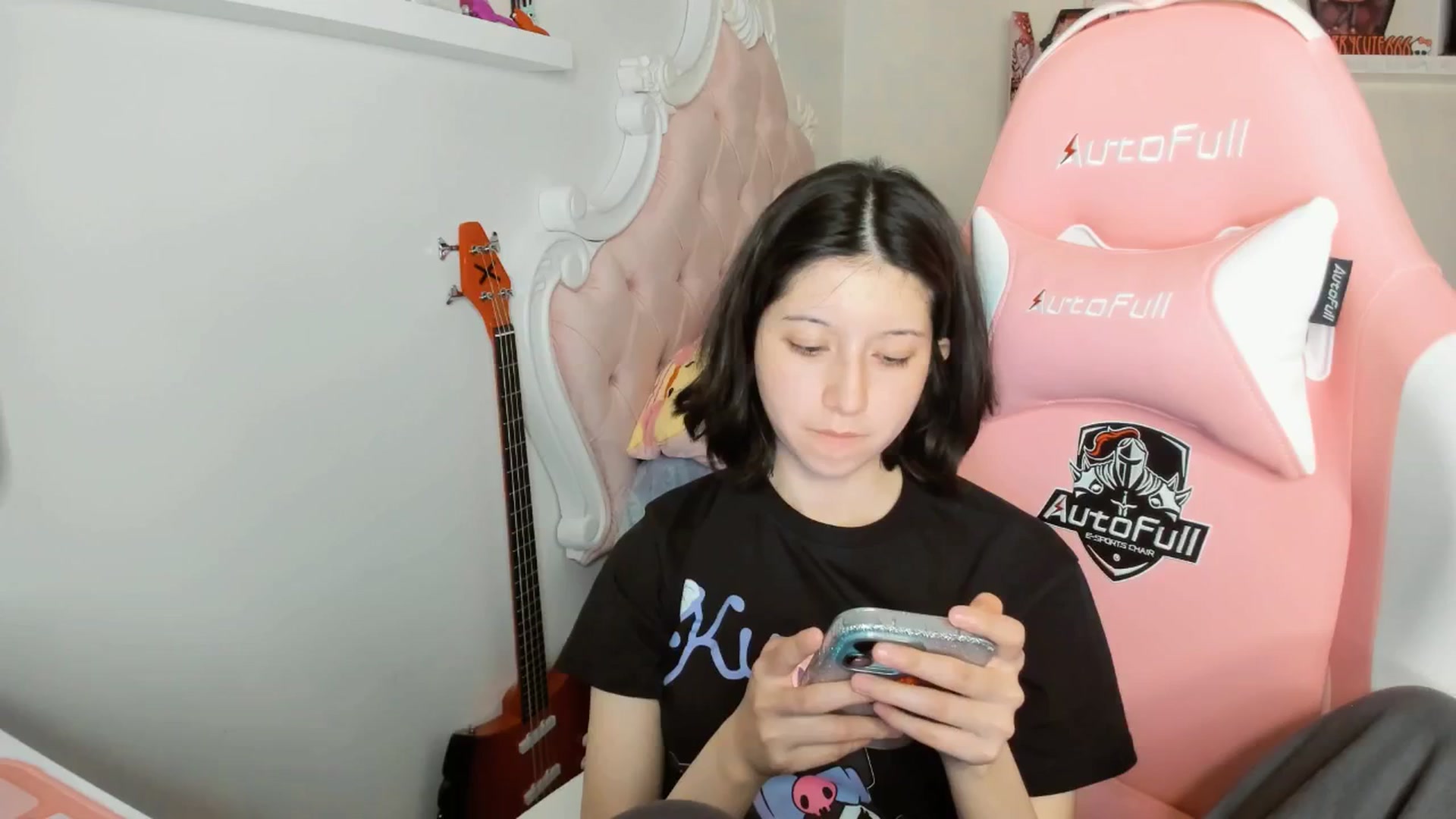 Gallery image thumbnail from Cherrycute666's myfreecams stream on, 01/22/2026, 05:06 image 19 of 20