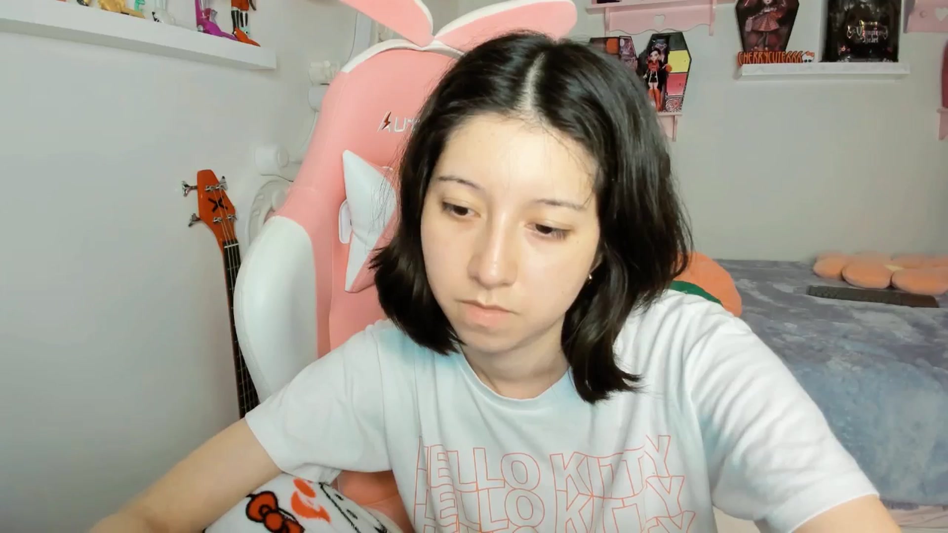 Gallery image thumbnail from Cherrycute666's myfreecams stream on, 01/23/2026, 03:06 image 5 of 20