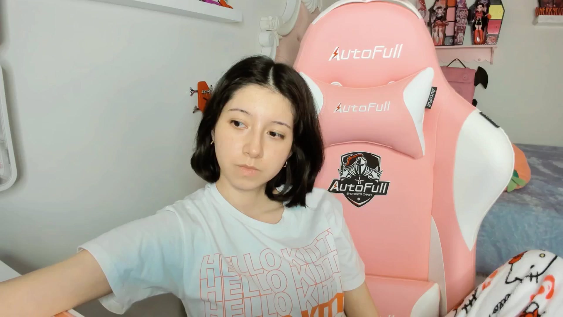 Gallery image thumbnail from Cherrycute666's myfreecams stream on, 01/23/2026, 03:06 image 1 of 20